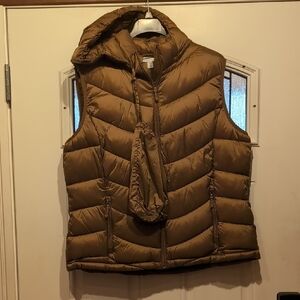 NWT Chestnut Brown Puffer Vest with Hood & Storage Pouch